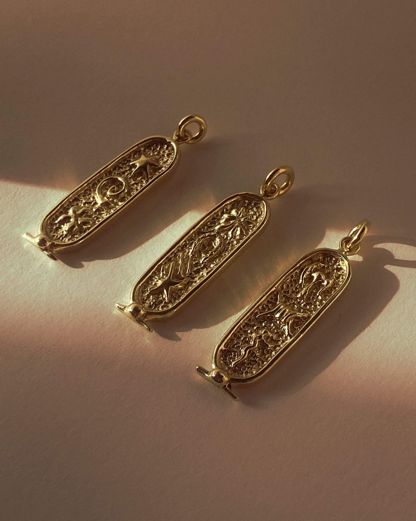 extra luck - cartouche (gold-plated)